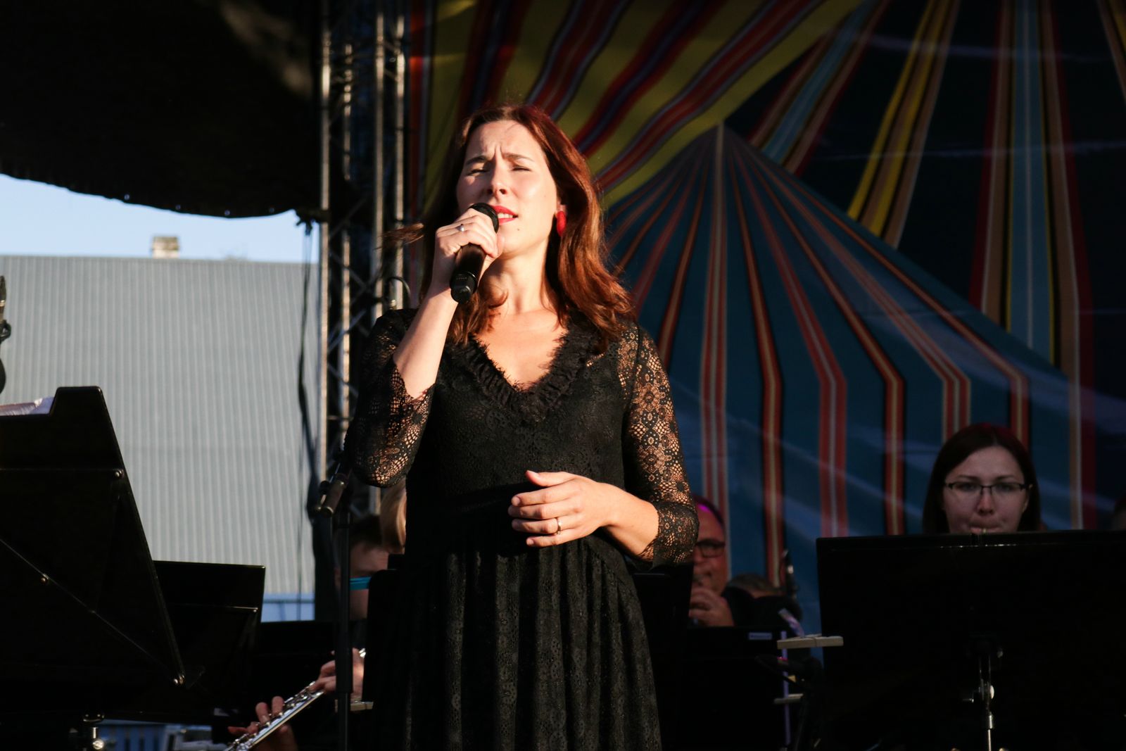 Mööda piiri